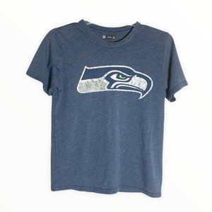 NFL Team Apparel Womens M Seattle Seahawks T-Shirt Faded Blue #24 Lynch Retired